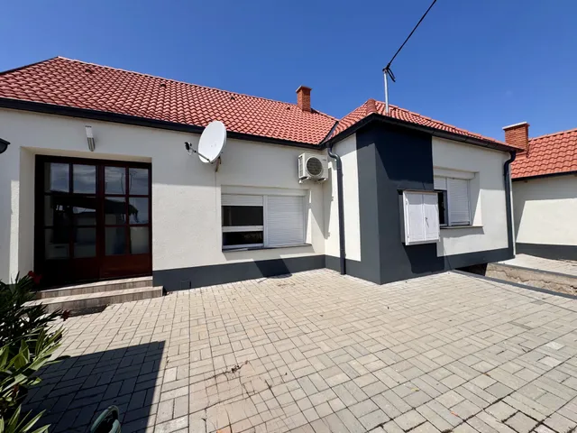 Eladó ház Révfülöp 82 nm