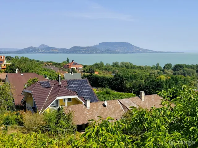 Eladó nyaraló Balatongyörök 105 nm