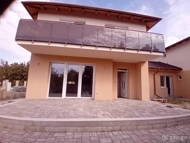 Eladó ház Keszthely, Kertváros 145 nm