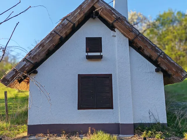 Eladó kereskedelmi és ipari ingatlan Cserszegtomaj 35 nm