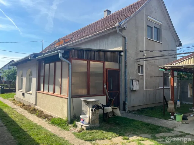 Eladó ház Hajdúszoboszló 180 nm