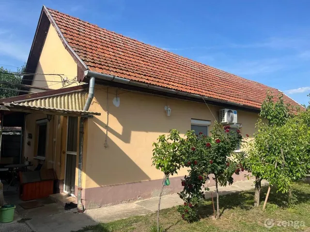 Eladó ház Hajdúszoboszló 180 nm