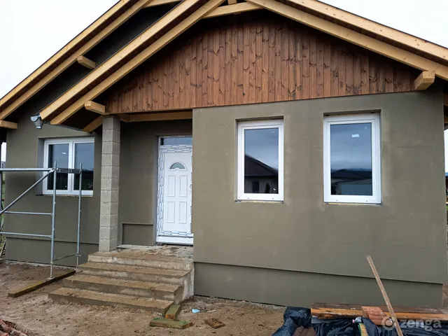 Eladó ház Berkenye, Hársas utca 50 114 nm