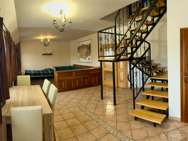 Eladó lakás Kapuvár, Városközpont 110 nm