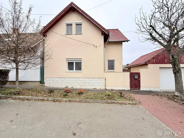 Eladó ház Budaörs, Ófalu 120 nm