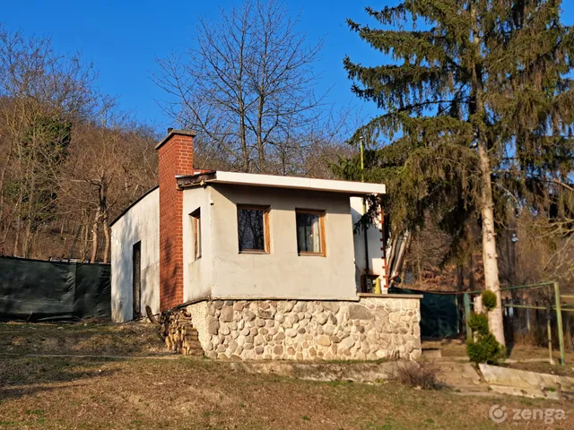 Eladó üdülő és hétvégi ház Verőce 32 nm