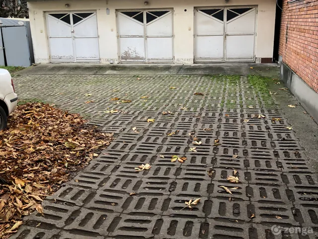 Kiadó garázs Szeged, Belváros 16 nm