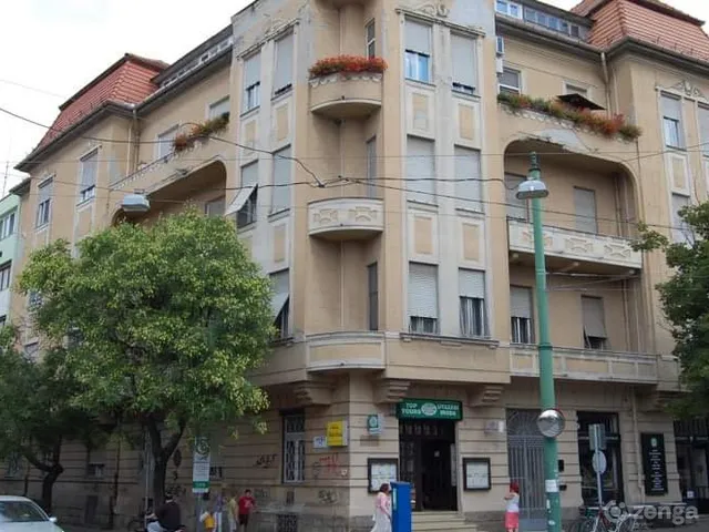 Kiadó lakás Szeged, Belváros, Szentháromság 15 80 nm