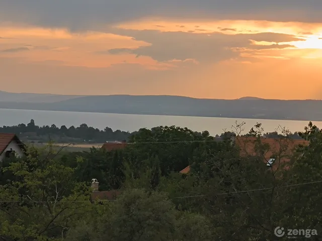 Eladó üdülő és hétvégi ház Zamárdi, Kőhegy 42 nm