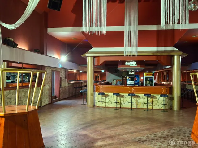 Eladó kereskedelmi és ipari ingatlan Komló 1350 nm