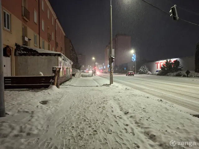 Eladó lakás Komló 1800 nm