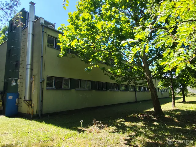 Eladó kereskedelmi és ipari ingatlan Balatonfűzfő, Fűzfőgyártelep 1027 nm