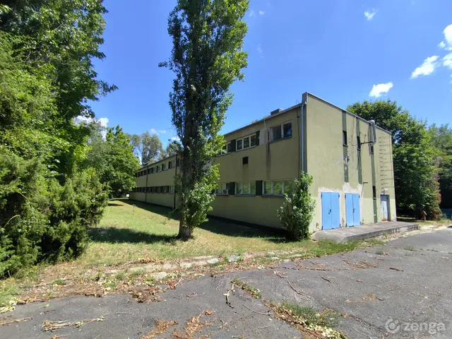 Eladó kereskedelmi és ipari ingatlan Balatonfűzfő, Fűzfőgyártelep 1027 nm