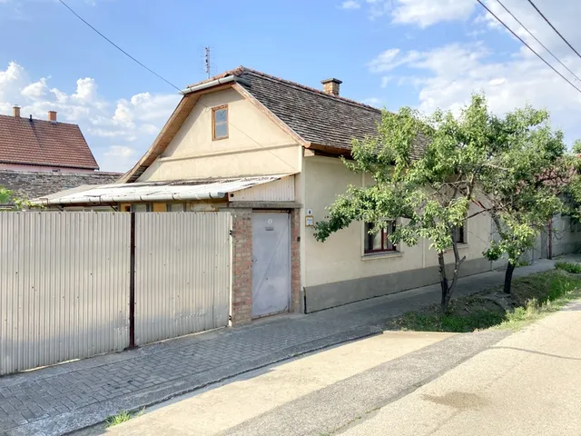 Eladó ház Makó, Vertán 97 nm