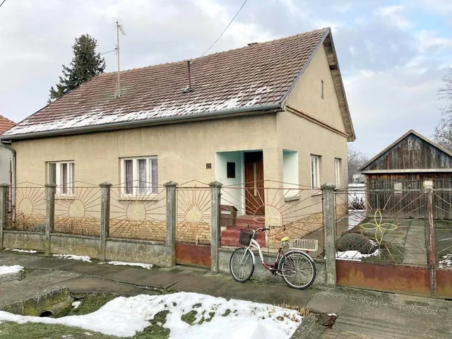 Eladó ház Kiszombor 88 nm