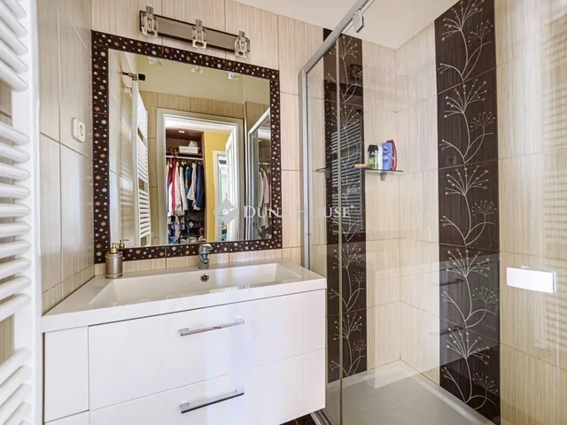 Eladó lakás Budapest II. kerület 117 nm