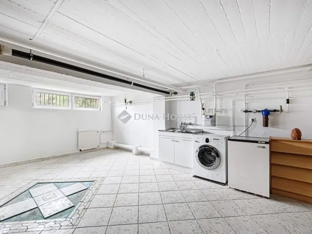 Eladó lakás Budapest II. kerület 112 nm