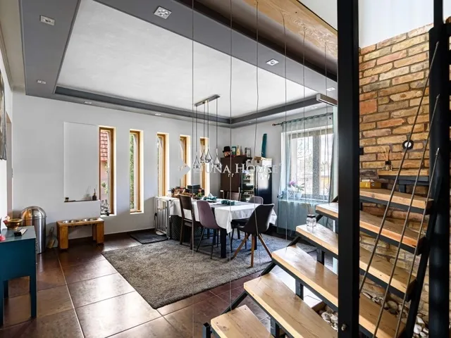 Eladó ház Biatorbágy 258 nm