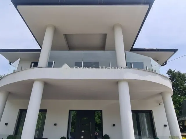 Eladó ház Budapest III. kerület 359 nm