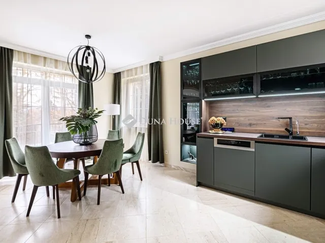 Eladó ház Budapest II. kerület 269 nm