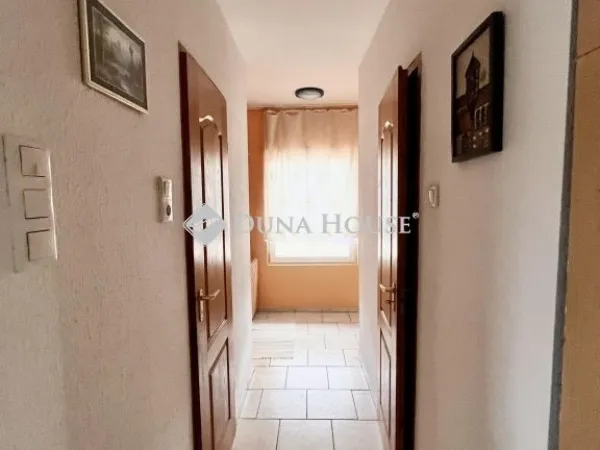 Eladó ház Újszilvás 72 nm