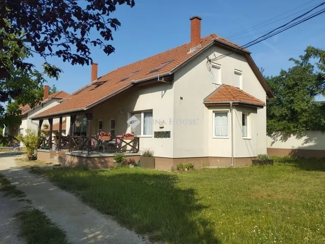 Eladó ház Csákvár 105 nm