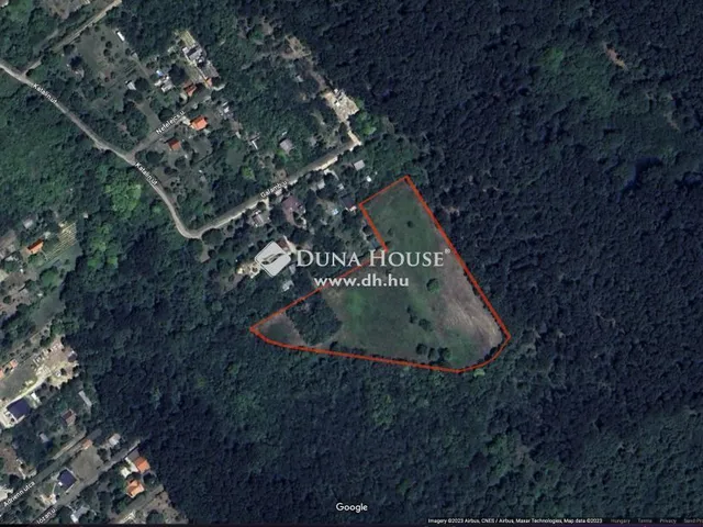 Eladó telek Biatorbágy 11849 nm