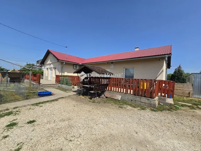 Eladó ház Ercsi 130 nm