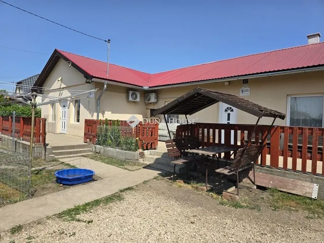 Eladó ház Ercsi 130 nm