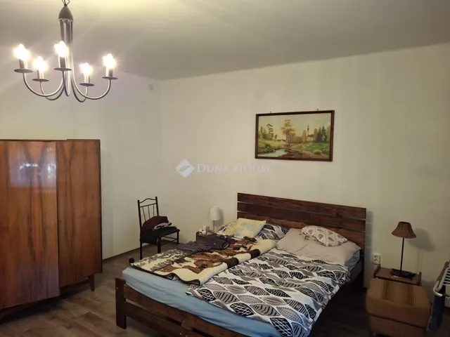 Eladó ház Tabajd 100 nm