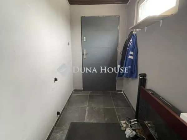 Eladó ház Kömpöc 100 nm