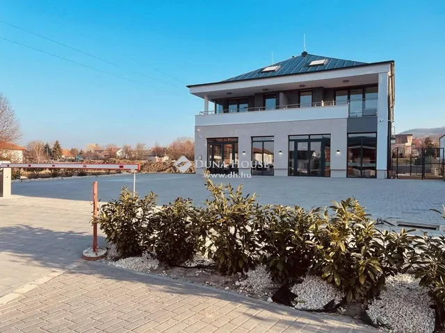 Kiadó kereskedelmi és ipari ingatlan Telki 162 nm
