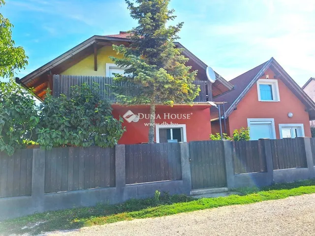 Eladó ház Bicske 130 nm
