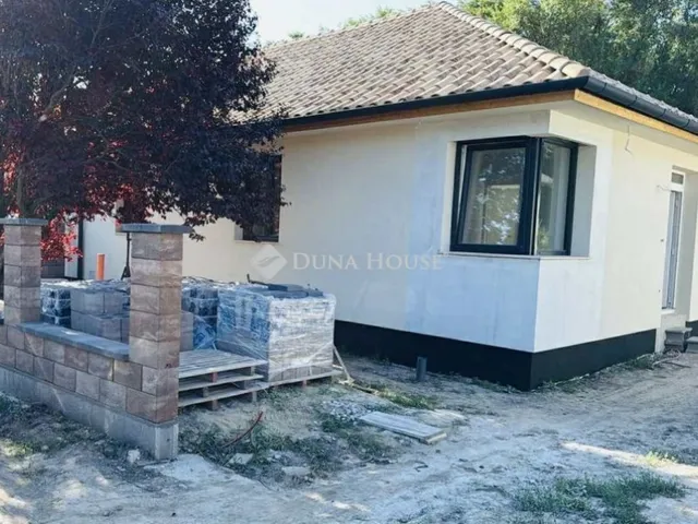 Eladó ház Herceghalom 114 nm