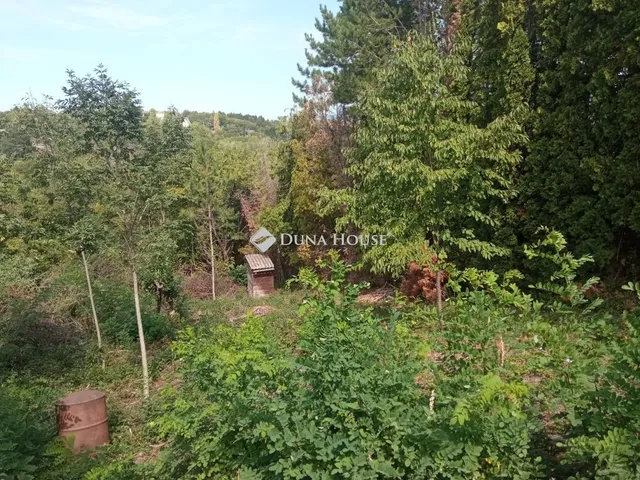 Eladó telek Biatorbágy 873 nm