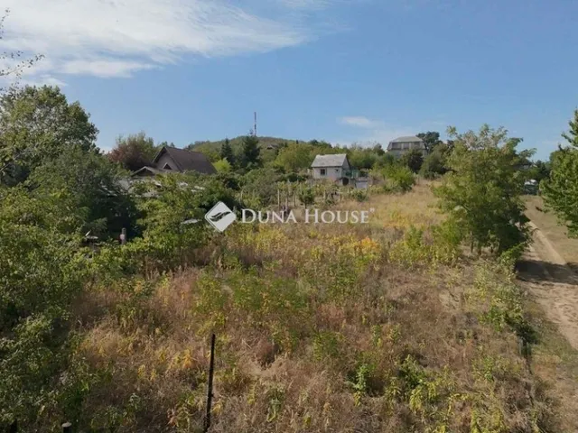 Eladó telek Tatabánya 2915 nm