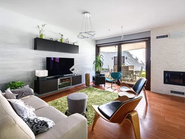 Eladó ház Herceghalom 205 nm