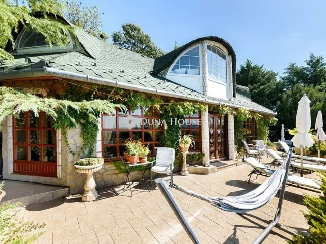 Eladó ház Szentendre 225 nm