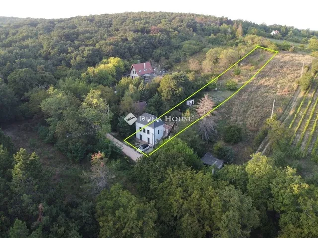 Eladó ház Tök 77 nm