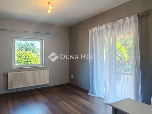 Eladó ház Érd 240 nm