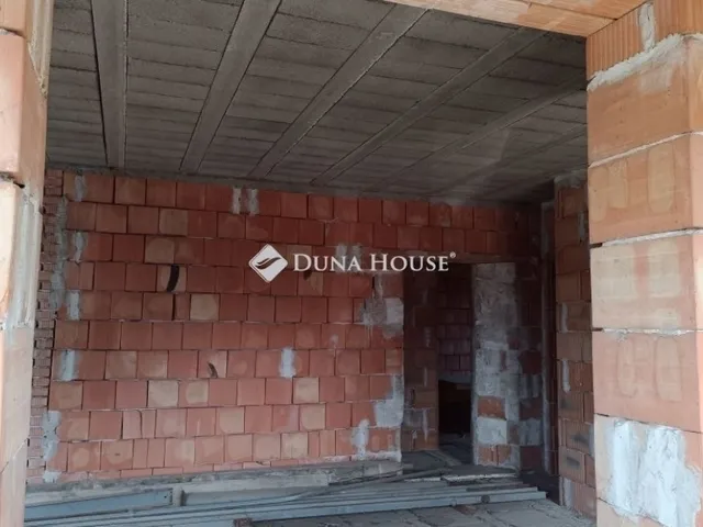 Eladó telek Ócsa 615 nm