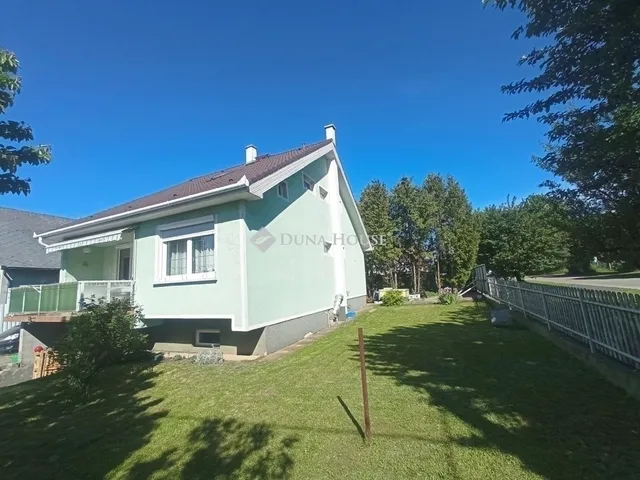 Eladó ház Biatorbágy 200 nm