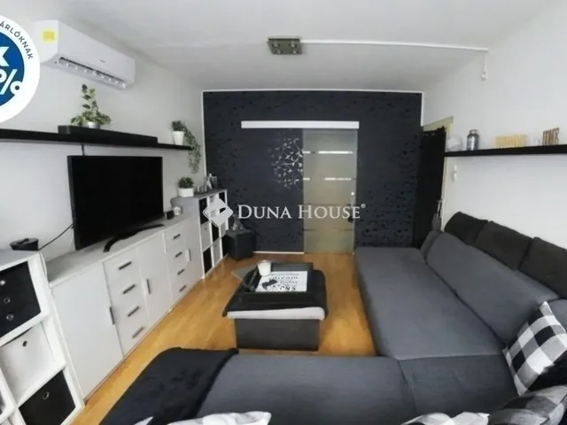 Eladó lakás Budapest III. kerület 52 nm