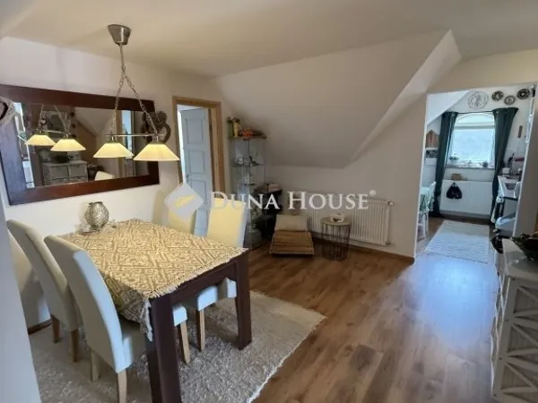 Eladó ház Alsóörs 240 nm