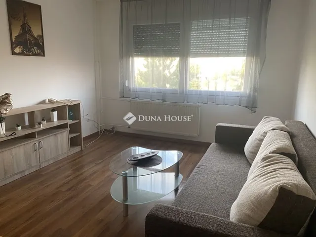 Eladó lakás Balatonalmádi 62 nm