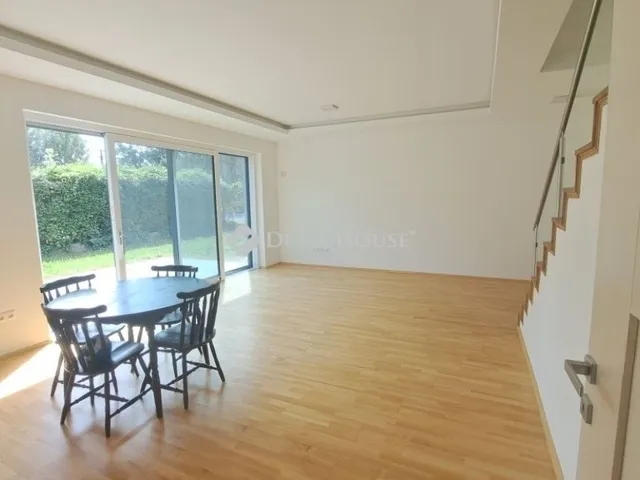 Eladó lakás Budapest III. kerület 188 nm