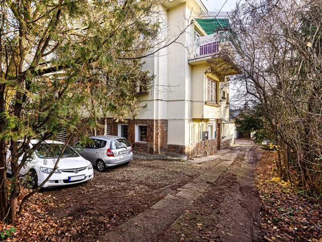 Eladó lakás Budapest II. kerület 72 nm