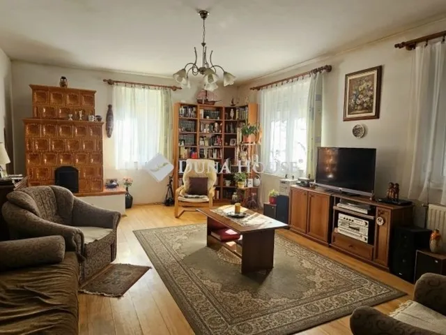 Eladó ház Budakeszi 240 nm