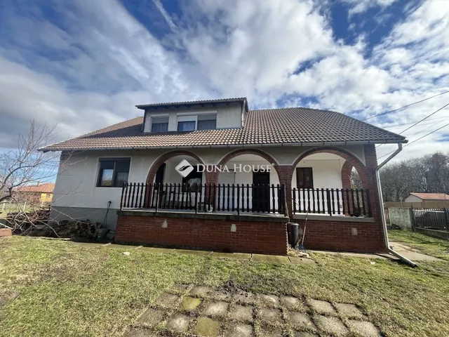Eladó ház Gárdony 160 nm