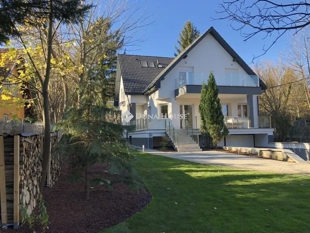 Eladó ház Budapest II. kerület, Budaliget 363 nm